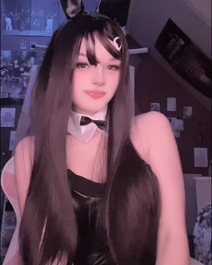 Mai sakurajima cosplay by Saori picture 2 of 3