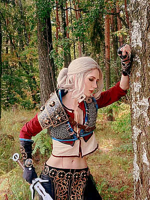 Ciri [The Witcher] by (Miakanayuri)'