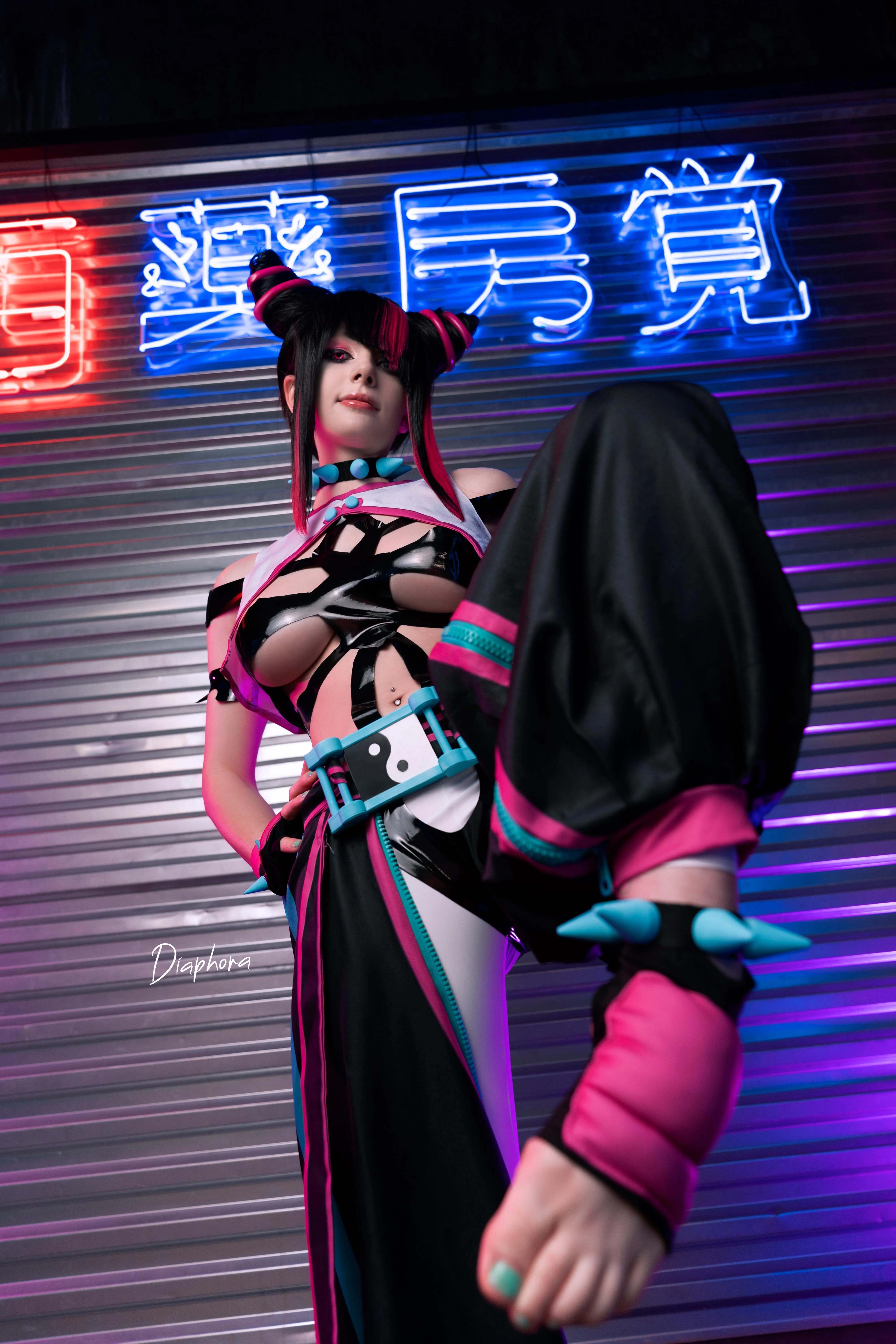 Juri Han by diaphora picture 1 of 1
