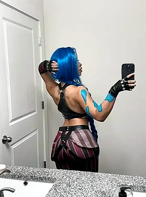 JinX by Frizzy'