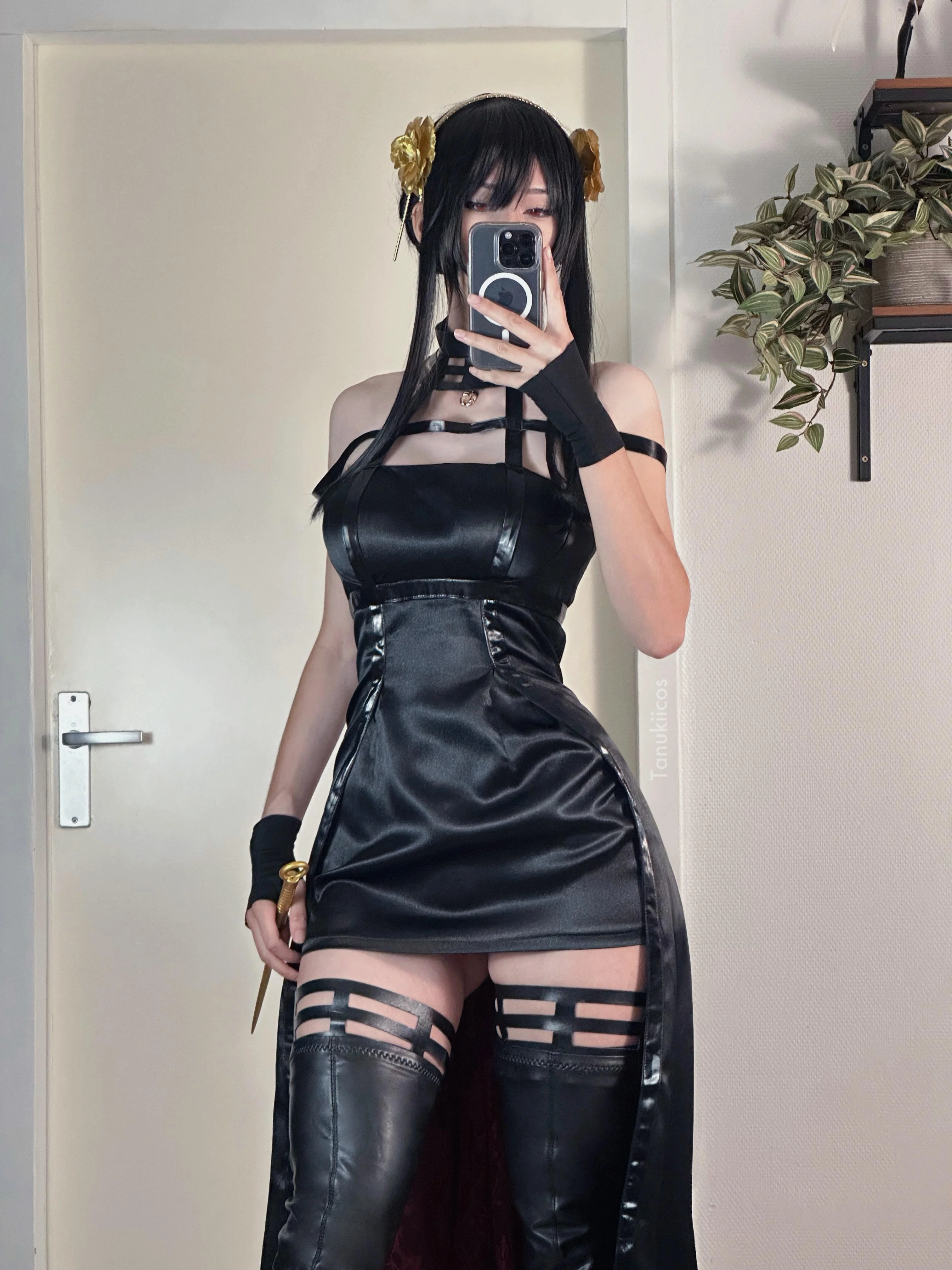 Yor cosplay by me (Tanukiicos) picture 1 of 1