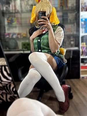 Isabelle from Animal Crossing (By tiel.haru)'