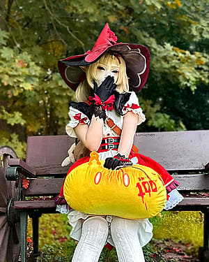 My Blossoming Starlight / Witch Klee Cosplay from Genshin Impact by Luniichen'