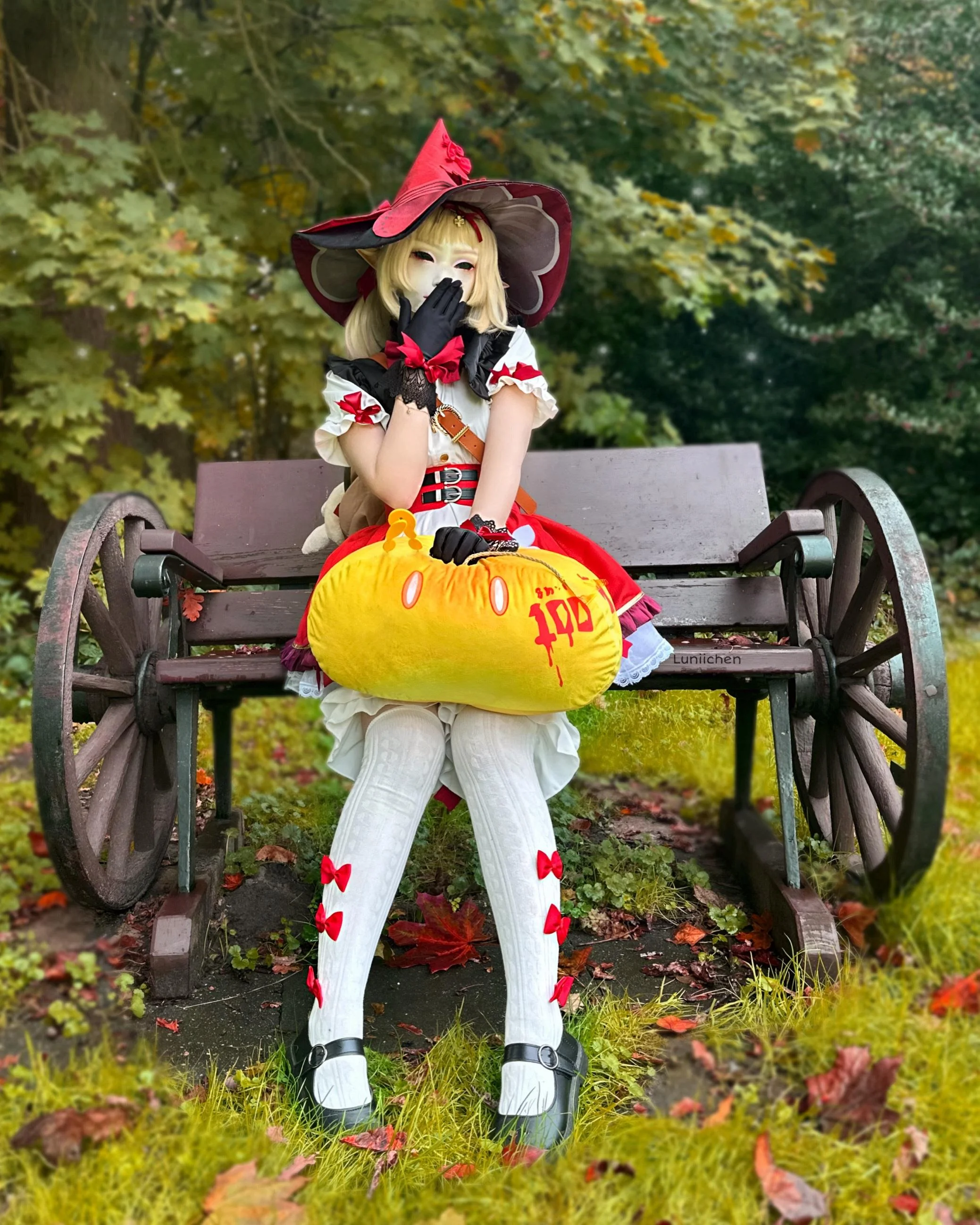 My Blossoming Starlight / Witch Klee Cosplay from Genshin Impact by Luniichen picture 3 of 4