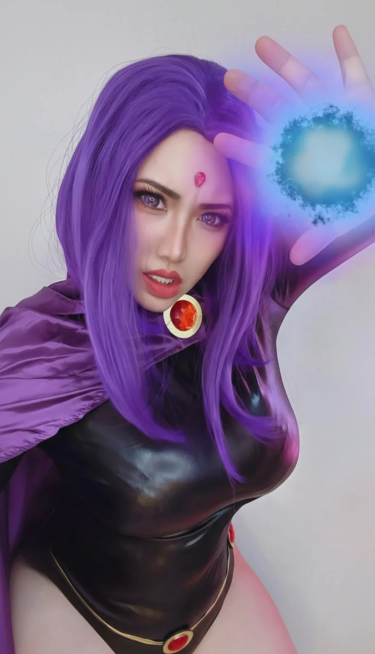 Raven (Aria) [Teen Titans] picture 1 of 1