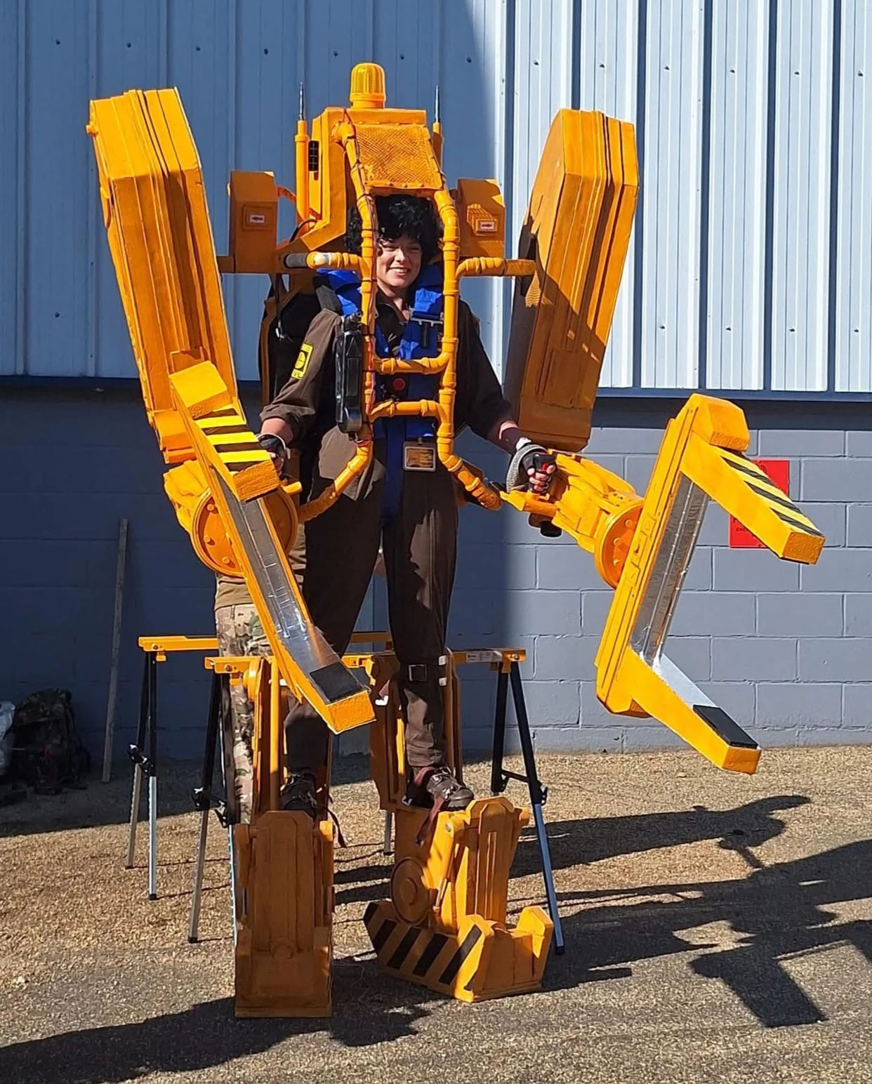 Aliens power loader cosplay by replicantcosplayuk picture 1 of 1