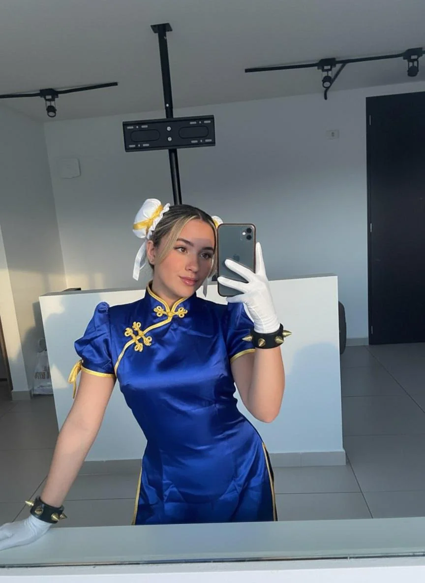 chun li cosplay by sabriina picture 1 of 1