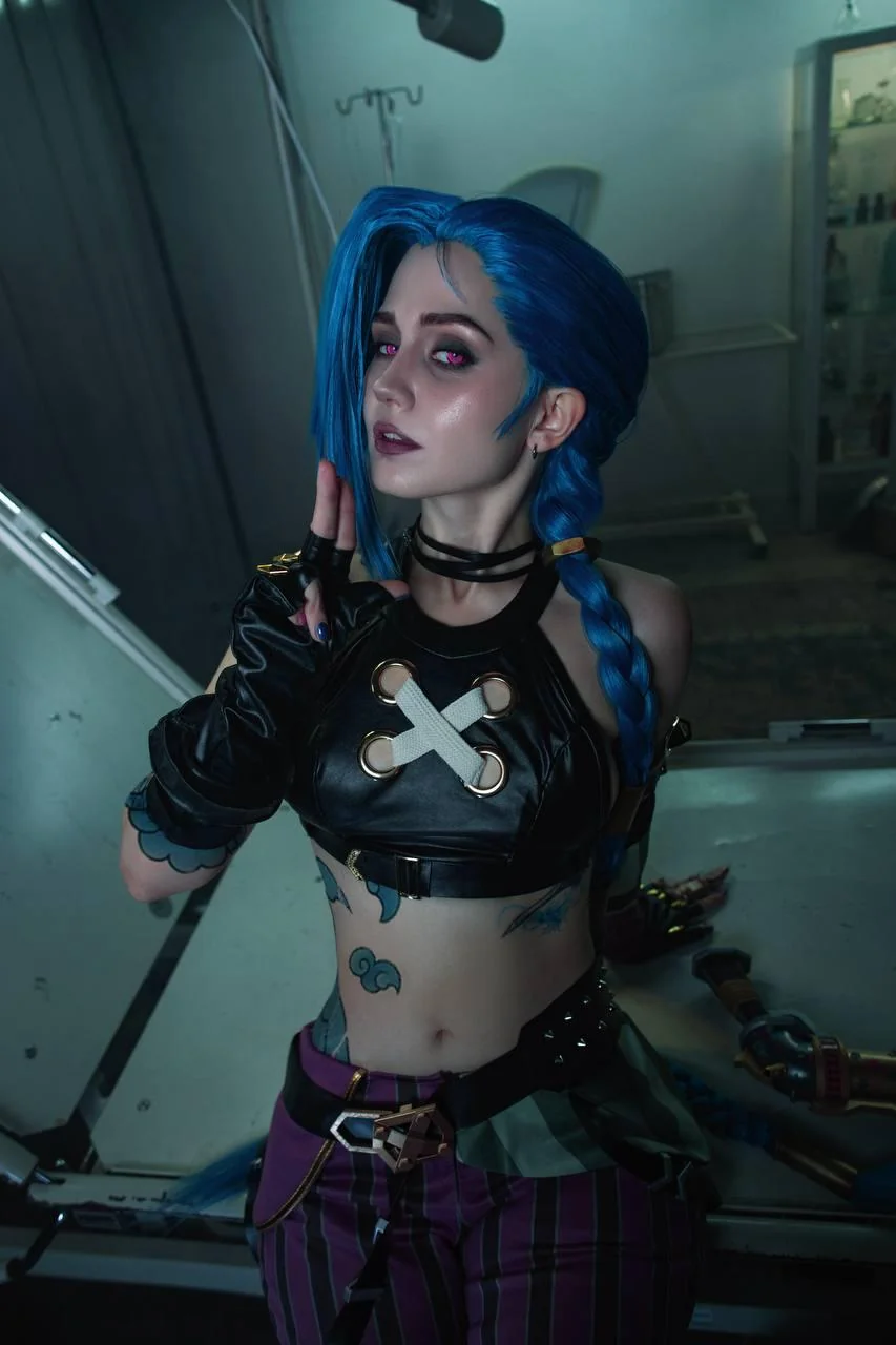 Jinx from Arcane by JyuSan picture 1 of 1