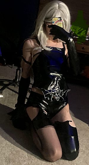 Jerrie/A2 from nieR'