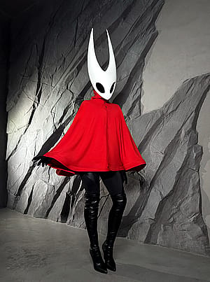 Hornet from Hollow Knight Silksong cosplay by Alina Becker'