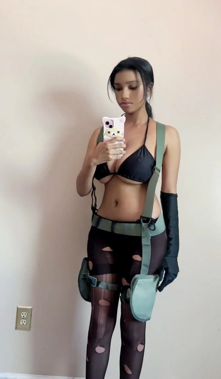 Quiet, from metal gear solid! picture 2 of 2