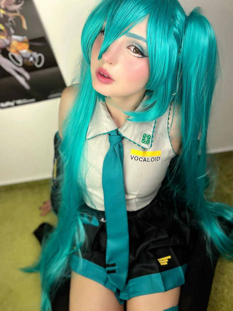 Miku by Emilikraft picture 1 of 1