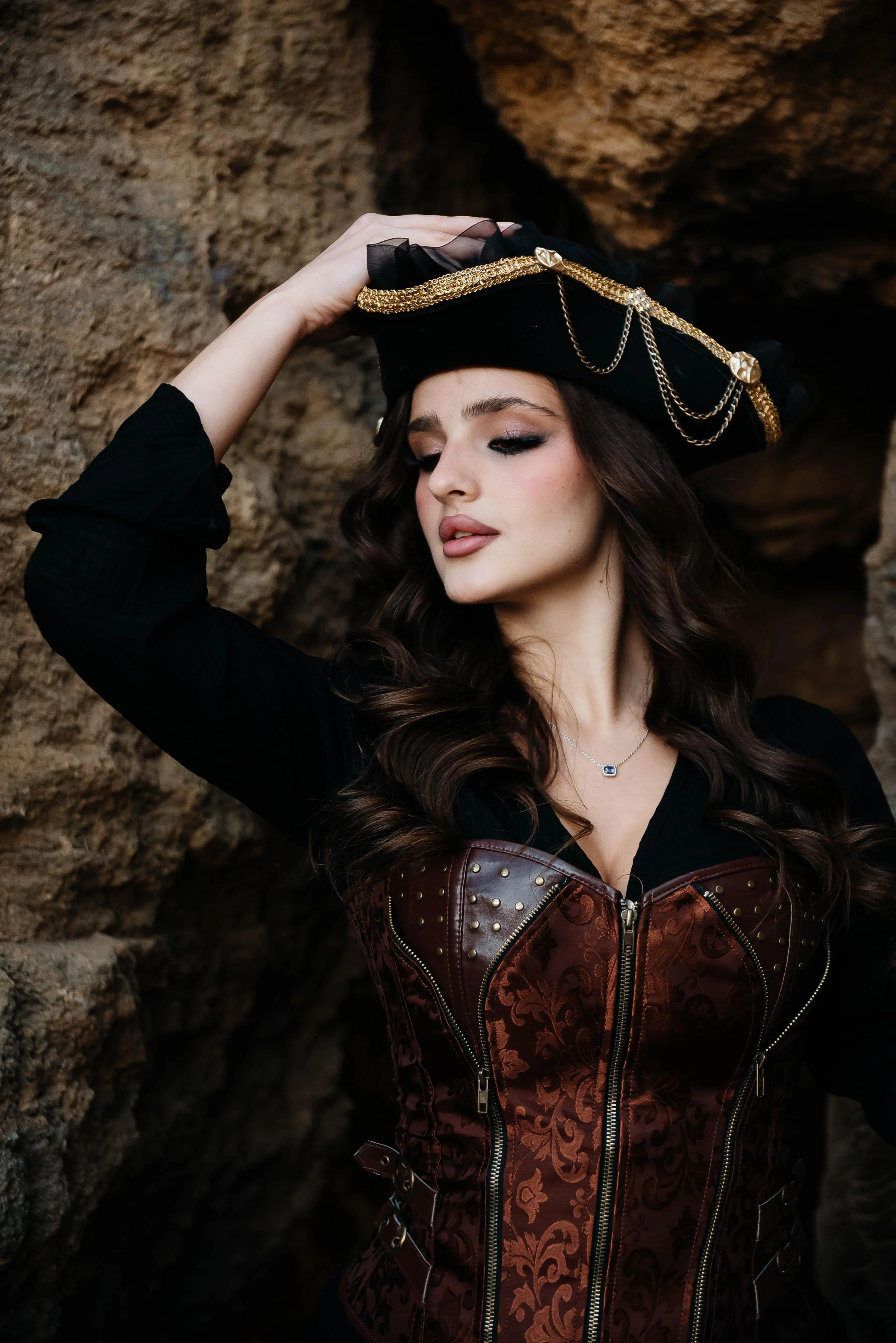 Elizabeth Swann from Pirates of the Caribbean - cosplay by Minji picture 4 of 5