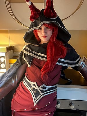 Xayah from League of Legends from Blue_Peachie'