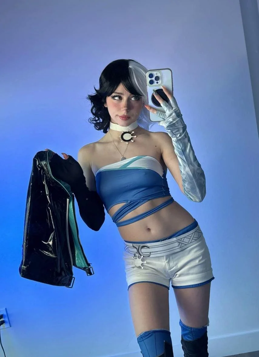 Luna snow by Kennakins picture 2 of 2