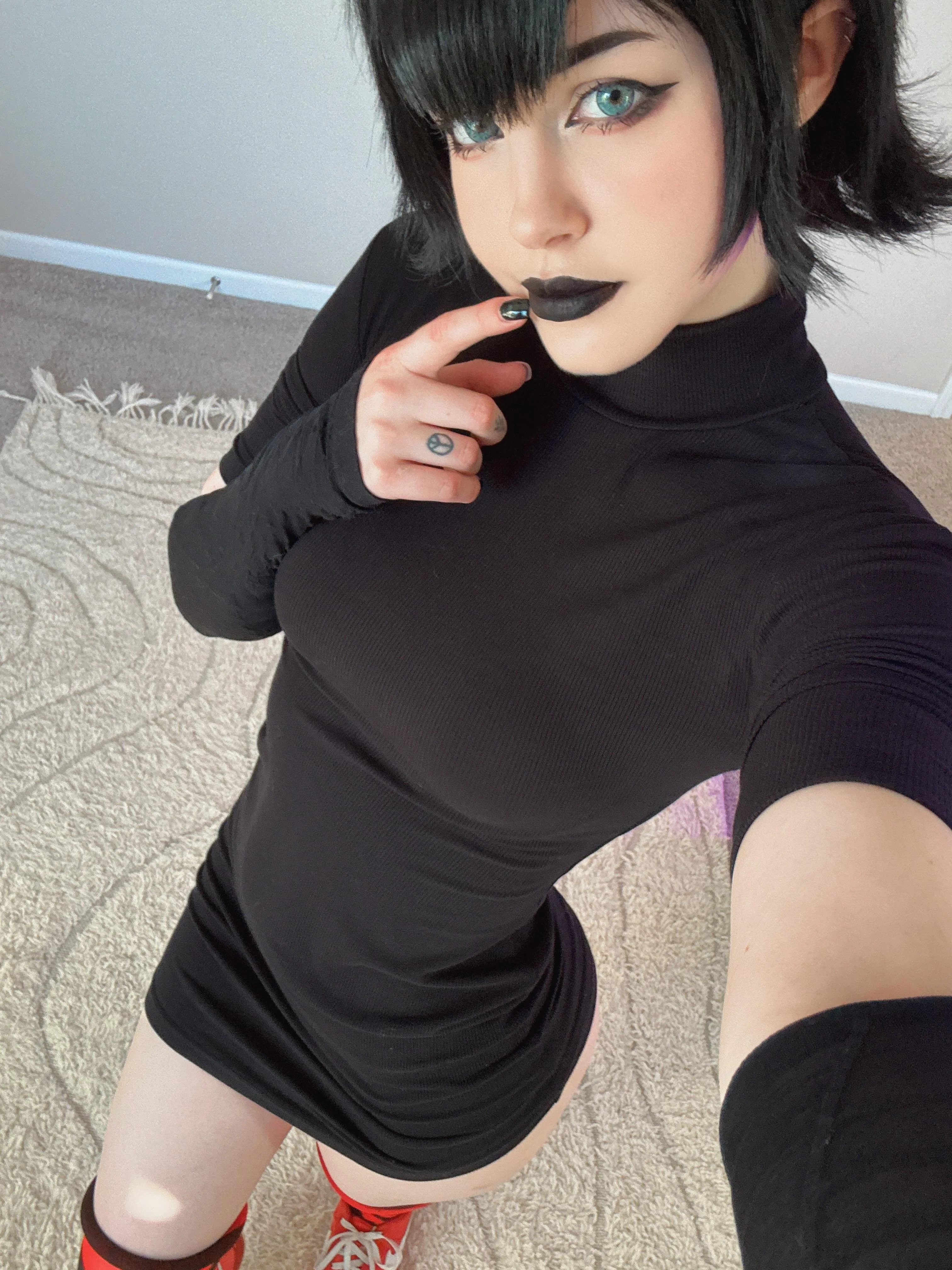 Mavis by emfox picture 1 of 1