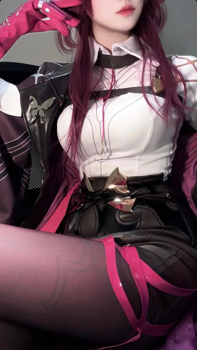 ♥️ THICK THIGH ♥️ picture 1 of 1