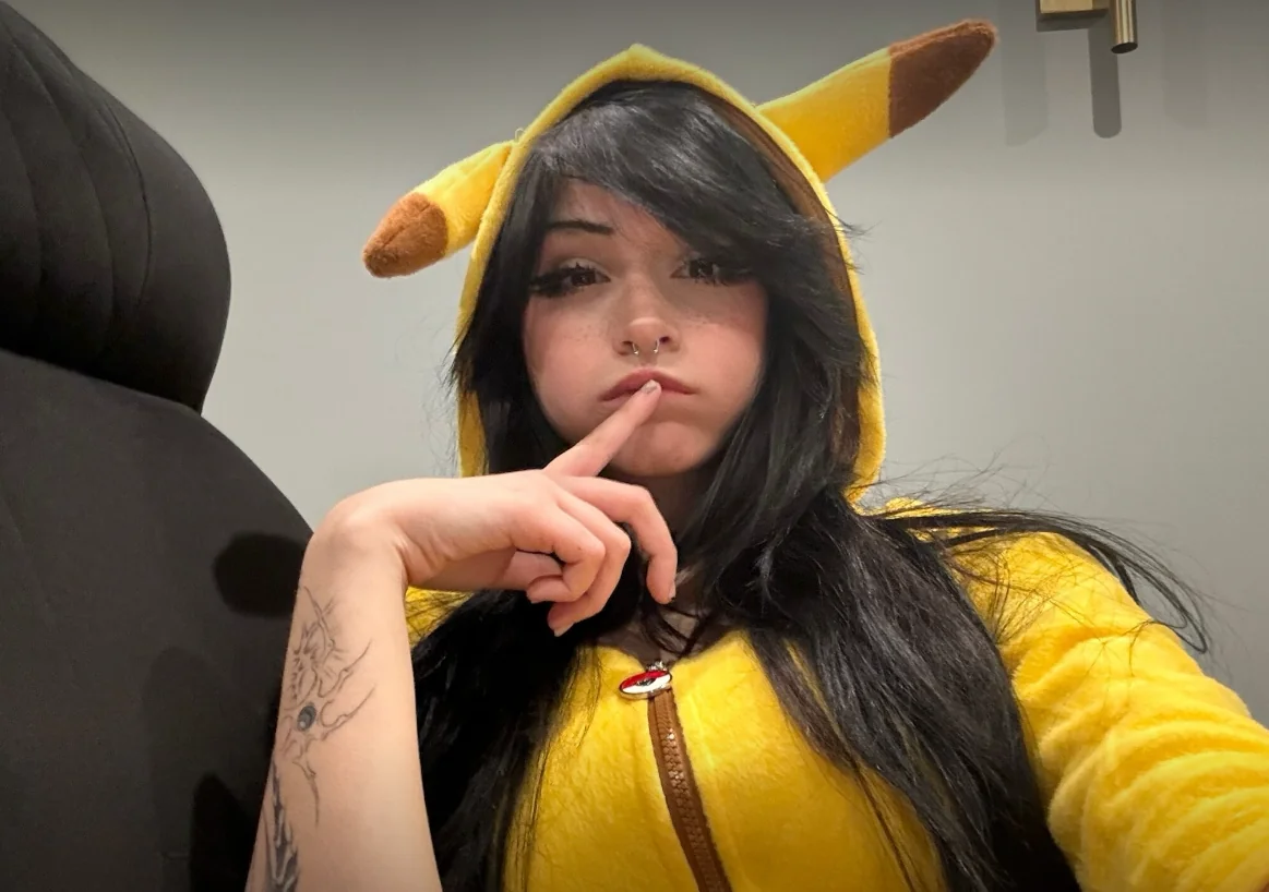 Pikachu by me Jules <3 picture 1 of 1