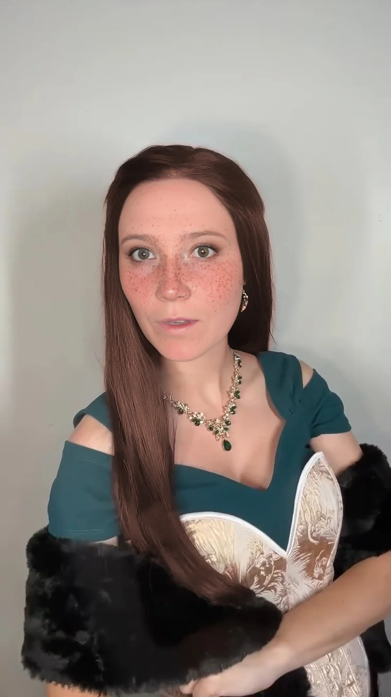 Lysandra Cosplay from Throne of Glass by Moralanna picture 1 of 3