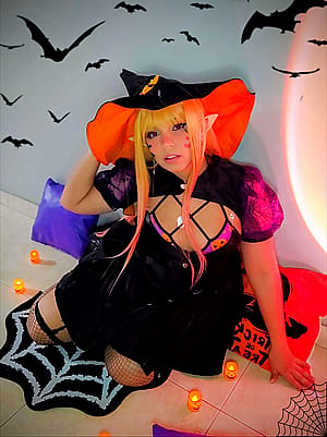 Marin kitagawa halloween cosplay by bxnnyxo'