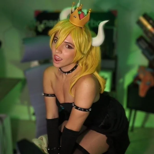 Cosplayed the Mario girls for Halloween!! picture 3 of 4