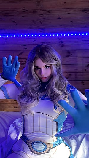 Invisible Woman by Meaaly26'