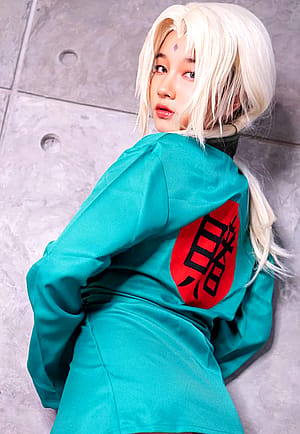 Tsunade from Naruto by Iris'