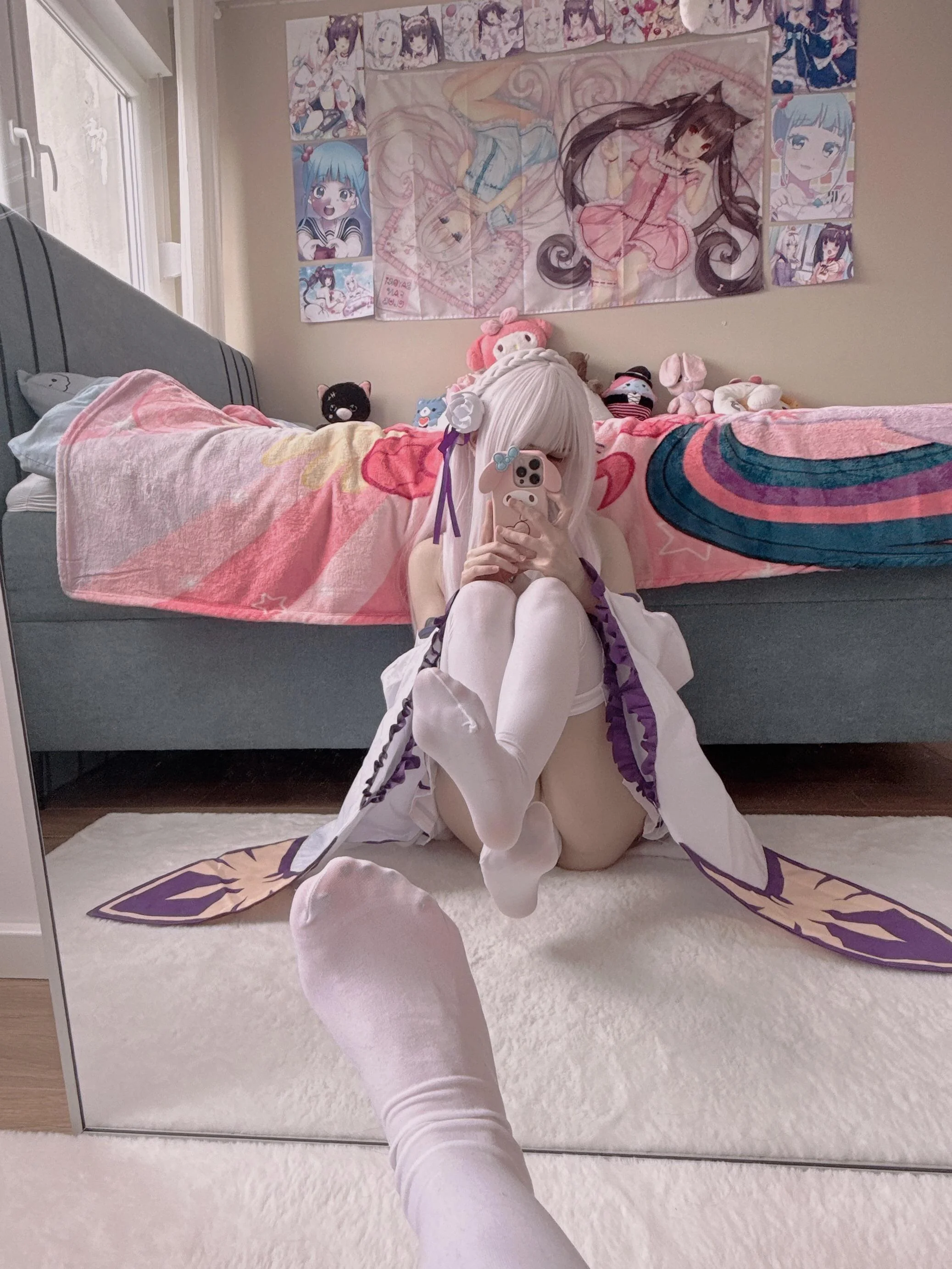 Emilia (Lily) [Re:Zero] picture 1 of 1