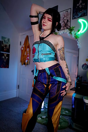 Zoey [Kpop Demon Hunters] (elle.chu)'
