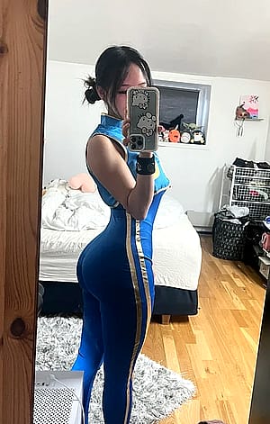 Chun-Li by viviian_'