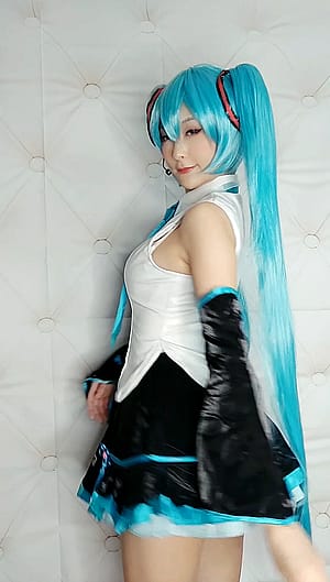 Miku Hatsune by Fay'