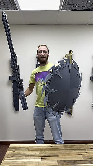More saw for the Saw God! Alex Geek'