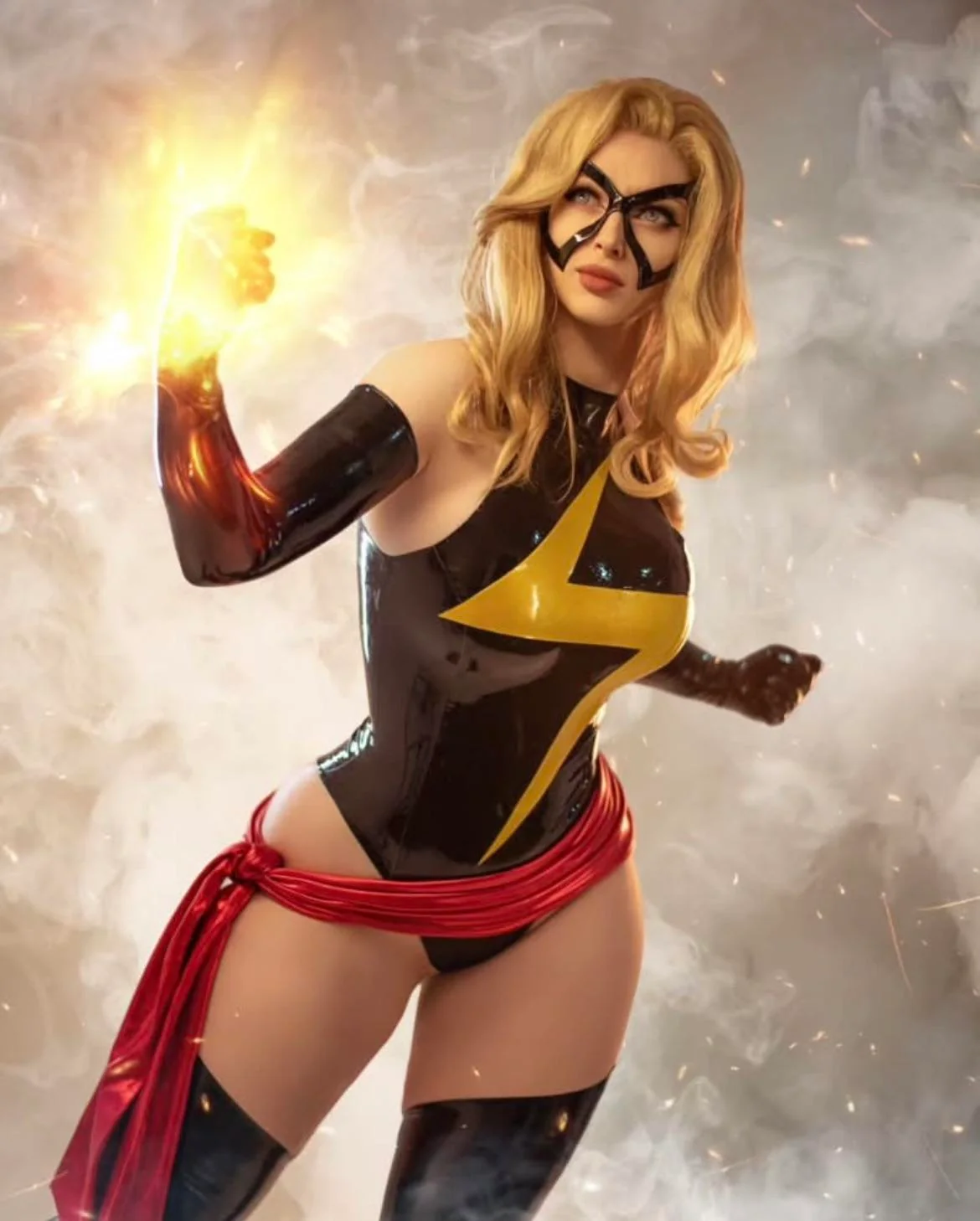 Ms. Marvel by melamori.cosplay picture 2 of 3