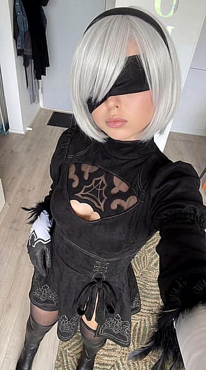 my take on 2b from nier: automata by anaisalexis'