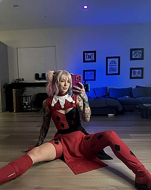 monday attempt at Harley Quinn cosplay (Lindsey)'