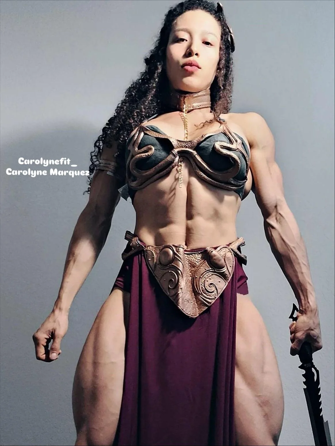 Carolyne Marquez cosplaying Princess Leia picture 1 of 1