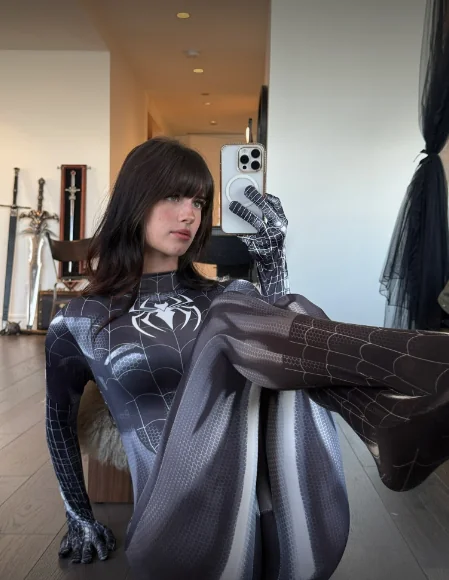 Spiderwoman by SOOGSX picture 1 of 1