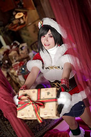 Xmas Tifa from Fina Fantasy VII by Yuna Kairi'