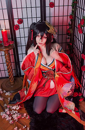 My Taihou cosplay (Shiroktsne)'