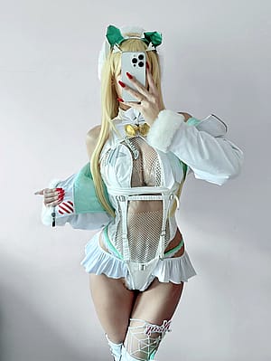 Christmas Rupee (kitsunedereee) (NIKKE)'