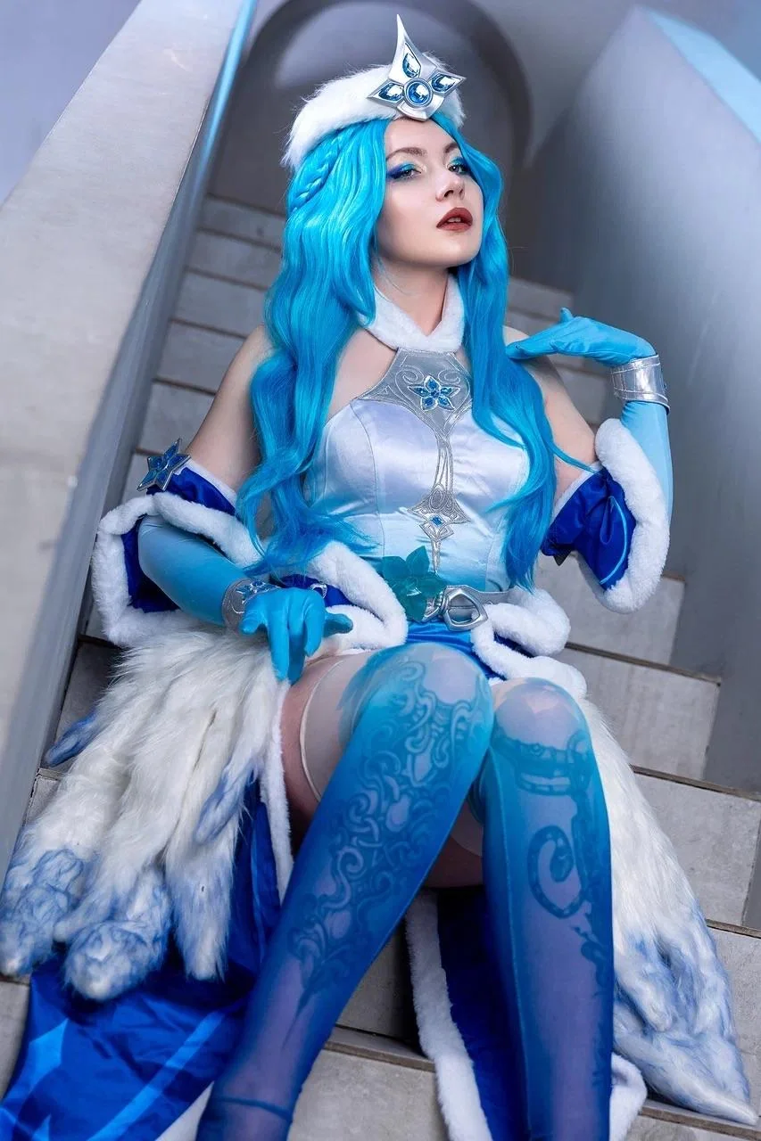Princess Frost by Mi2ray picture 2 of 2