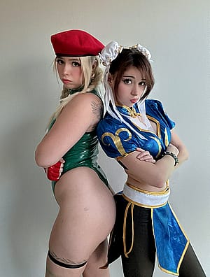 Cammy and chun li by (Kealani and Kennakins)'