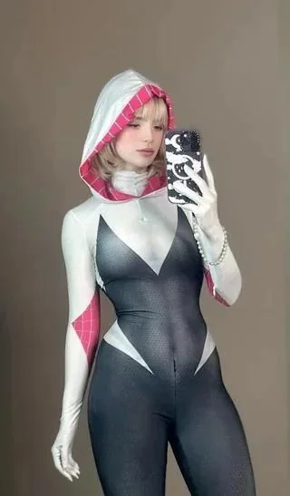 my Spider-Gwen, Spider-Man cosplay by LeesiBB picture 1 of 2