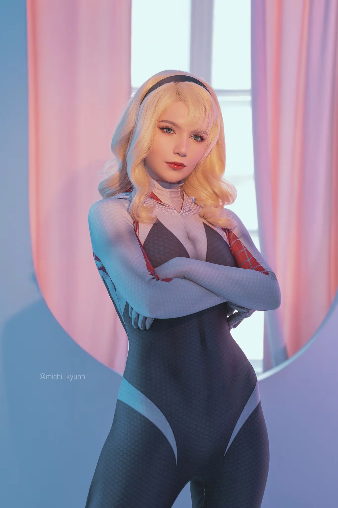 Gwen Stacy (Michi) [Spider-woman] picture 1 of 1