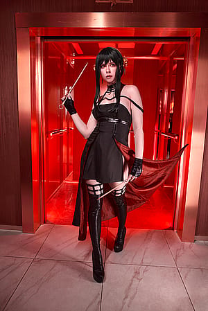 Yor Forger by Caterpillarcosplay'