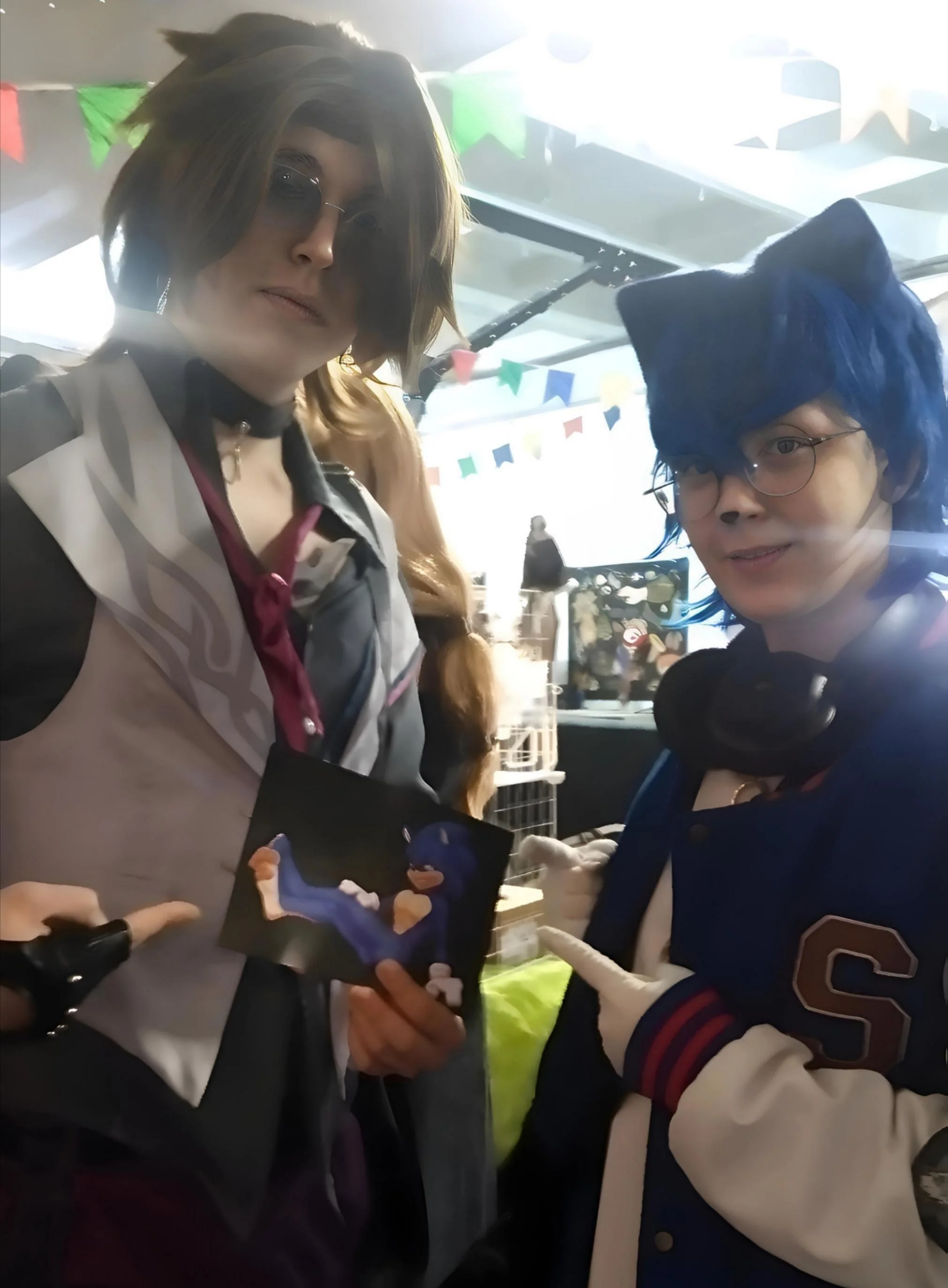 Sonic and Gallagher [Red Chez] picture 1 of 1