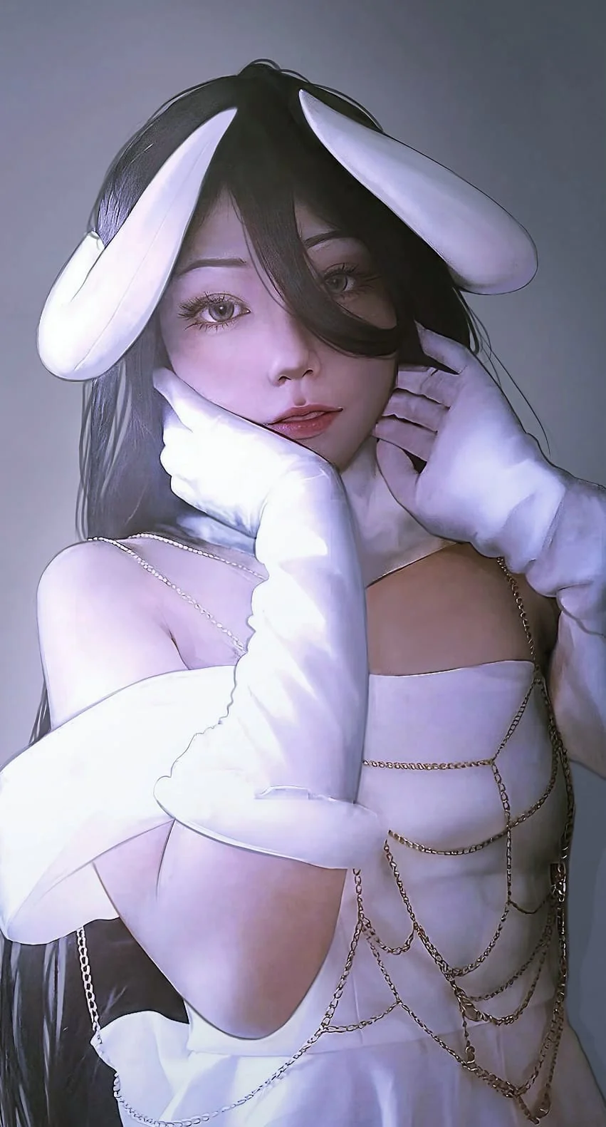 Albedo cosplay (by: saraen.peepee) picture 2 of 4