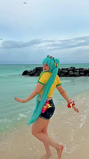 My Brazilian Hatsune Miku cosplay (Neyrodesu)'