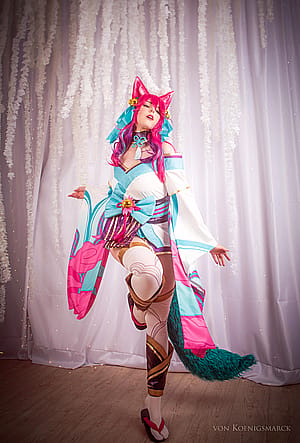 Spirit Blossom Ahri [League of Legends] by (Natchan Cosplay)'