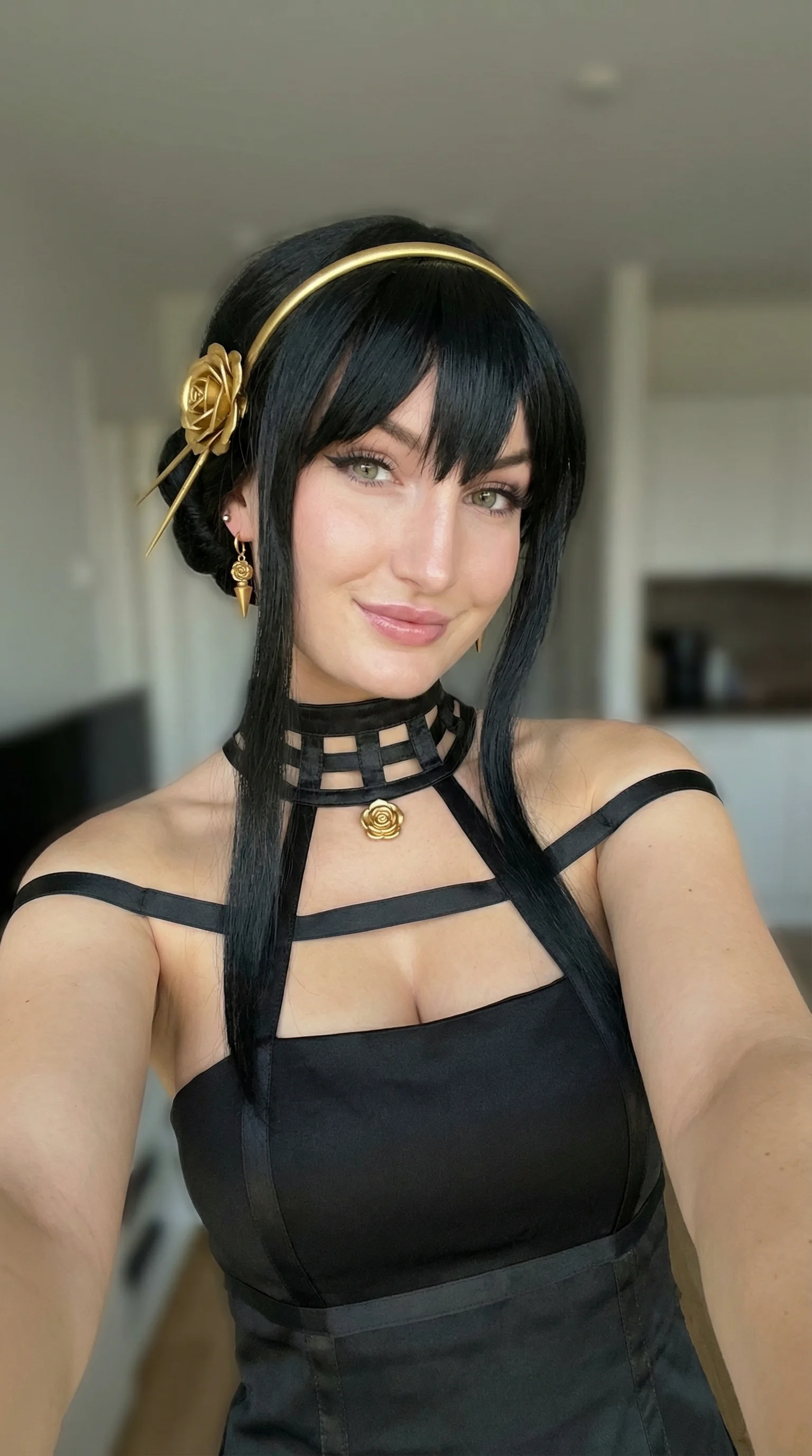 My Yor Forger from Spy x Family cosplay by Jess (slayberrymilk) picture 1 of 1